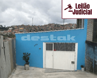Casa com Quintal e Garagem em Mauá/SP
