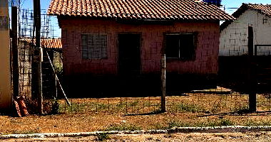 Casa com 2 quartos e 1 banheiro, 48.64m²