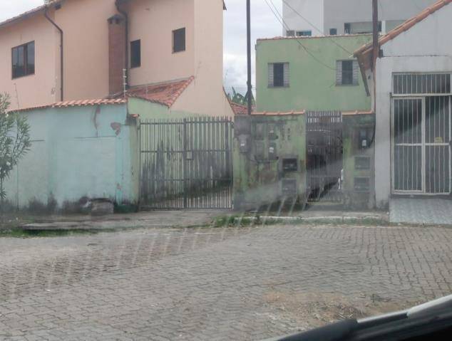 Apartamento com 1 vaga, 69m² construídos, ocupado