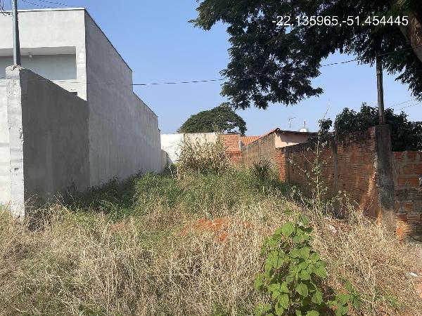 Terreno em Jardim Santa Fé com 126 m²