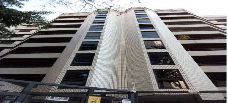 Apartamento com 3 quartos, 227,36m² útil, 3 vagas de garagem