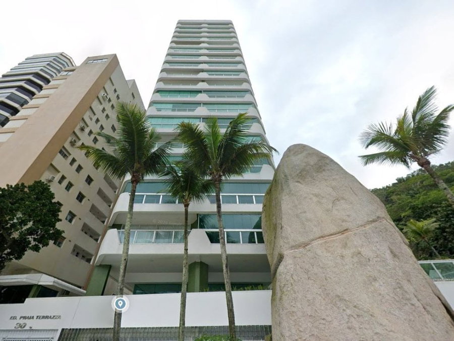 Apartamento com 2 quartos, 140 m², 2 vagas