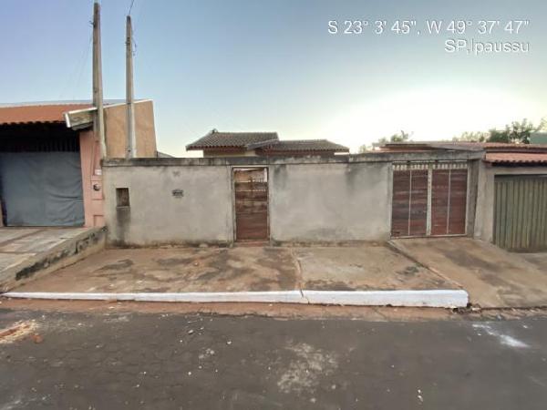 Casa no Jardim Carolina com 50m² e terreno de 245,57m²