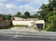 Casa e Edícula com 208m² em Terreno de 620m²