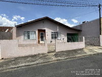 Casa com 2 banheiros, 1 vaga de garagem e 69,7m² de área privada