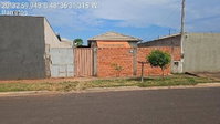 Casa com 2 quartos, 1 banheiro e 45,47 m² construída, desocupada