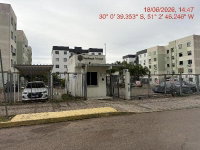 Apartamento com 2 quartos e vaga de garagem em condomínio