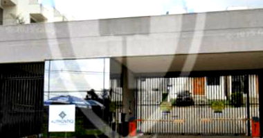 Casa em Condomínio Fechado com 206m²