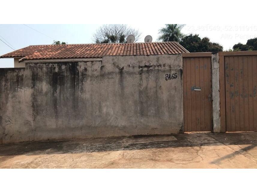 Casa padrão ocupada com 1 vaga e 99m² construída
