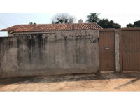 Casa padrão ocupada com 1 vaga e 99m² construída