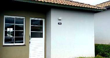 Casa com 2 quartos, 1 banheiro e 43,85m² de área privativa