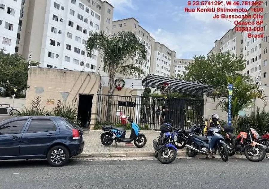 Apartamento com 2 quartos, 1 banheiro e 1 vaga de garagem