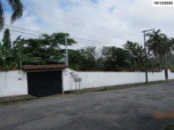 Chácara com casa, estábulos e canil, 1.006,30m² construídos, desocupada