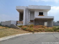 Casa com 319,82m² de área total em Caçapava/SP