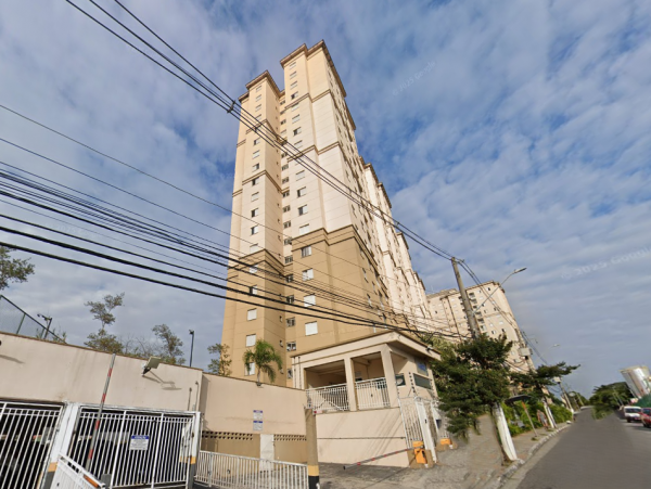 Apartamento com 3 dormitórios, 1 suíte, sala, cozinha, área de serviço, banheiro social, garagem para 1 carro e sacada.