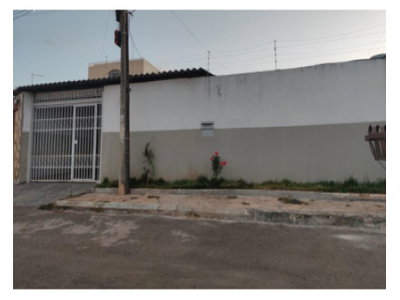 Casa Ocupada com 2 Quartos e 44m² em Valparaíso de Goiás