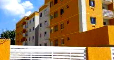 Apartamento com 2 quartos, 2 banheiros e 1 vaga