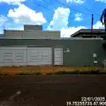 Casa em Uberaba com 215,96 m² de área privativa