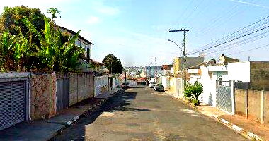 Terreno declive acentuado 259,5m² sem benfeitorias