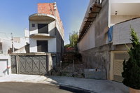 Casa com 133,21m², 3 pavimentos, em construção, 3 quartos, 2 banheiros, ocupada