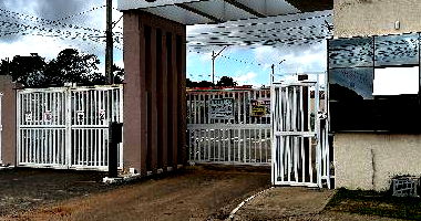 Casa 2 quartos, 1 banheiro, 1 vaga, 50m² privativos, desocupada