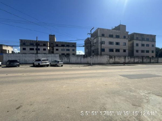 Apartamento com 2 quartos em Natal/RN