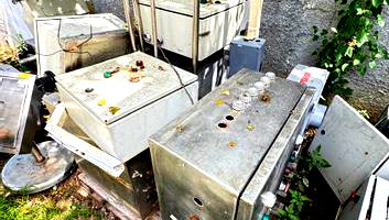 Lote com 25 painéis industriais