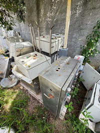 Lote com 25 painéis industriais