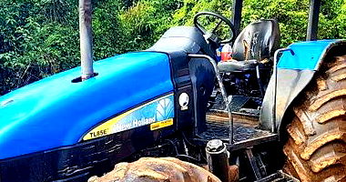 TRATOR DE PNEUS NEW HOLLAND TL 85 E ANO: 2008