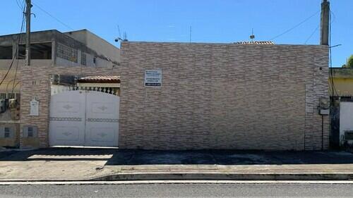 Casa com 4 Quartos e 3 Banheiros em Campos dos Goytacazes