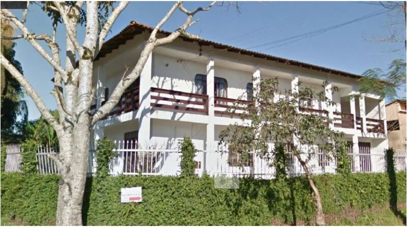 Terreno urbano com 364,78m², desocupado, com benfeitorias