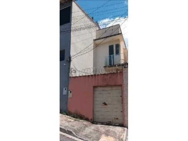 Casa com 107,59m² em Contagem/MG