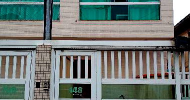 Casa com 3 quartos, 2 banheiros, 1 vaga e 70m² construída