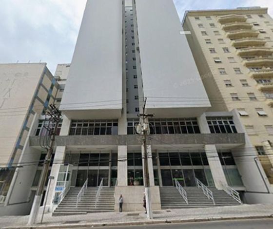 Sala Comercial com 56,11m², 1 banheiro, desocupada