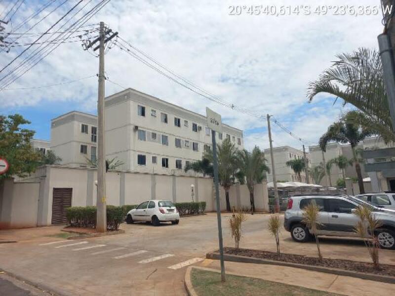 Apartamento com 2 quartos, 103m², 2 vagas