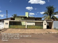 Casa com 2 quartos, 2 banheiros e 1 vaga de garagem