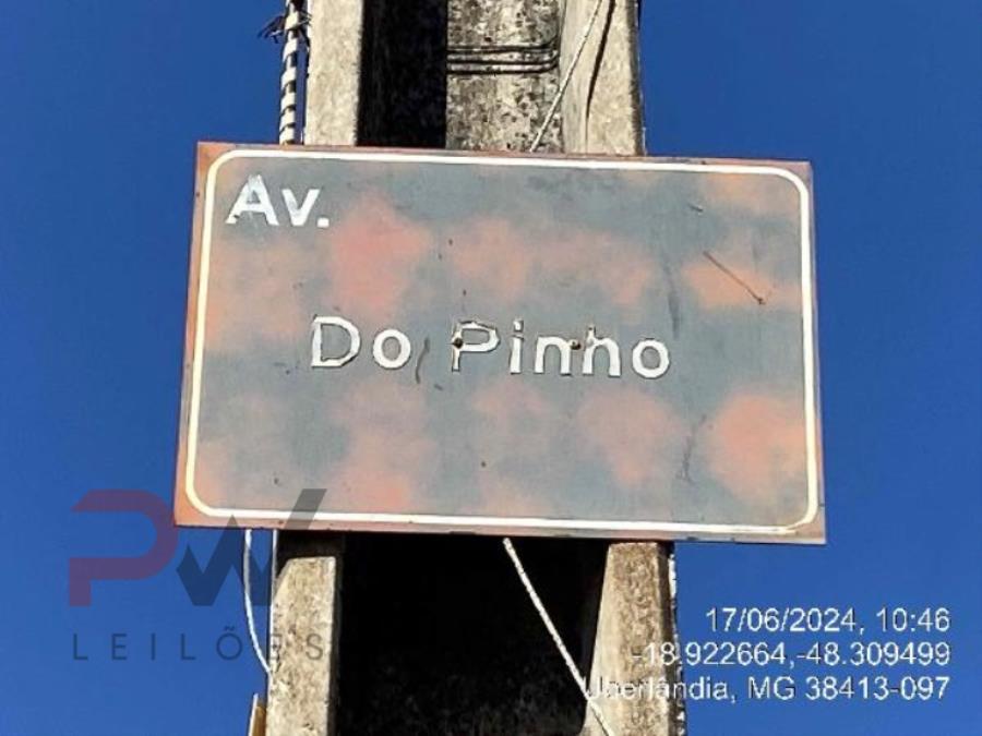 Apartamento com 2 quartos em Uberlândia/MG