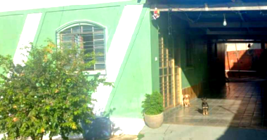 Casa e barracão - Terreno 380,45m² em Nerópolis/GO