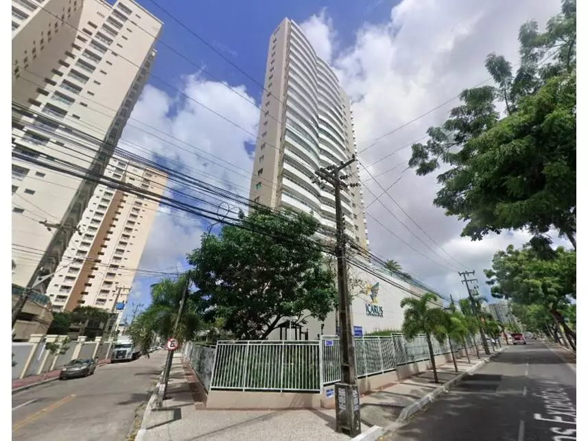 Apartamento com 2 quartos e 2 vagas em Benfica, Fortaleza