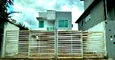 Apartamento com 2 vagas em Sete Lagoas