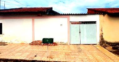 Casa com 2 Quartos e Garagem em Bauru