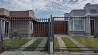 Casa aconchegante com 2 quartos, 2 banheiros e 112 m², pronta para morar