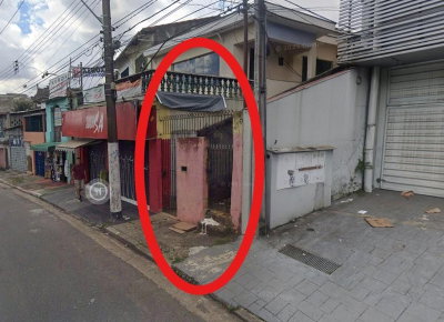 Casa com terreno de 306,65 m² em leilão judicial