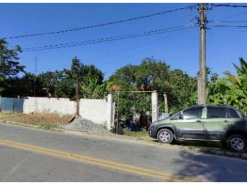 Casa com 2 quartos, 1 banheiro e 104,91m² construídos