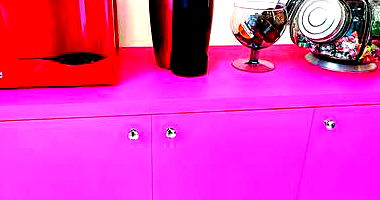 Móvel Rosa com 3 Portas - Oportunidade Única!