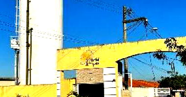 Casa 2 quartos com área de serviço e cozinha, 51.6m² construída