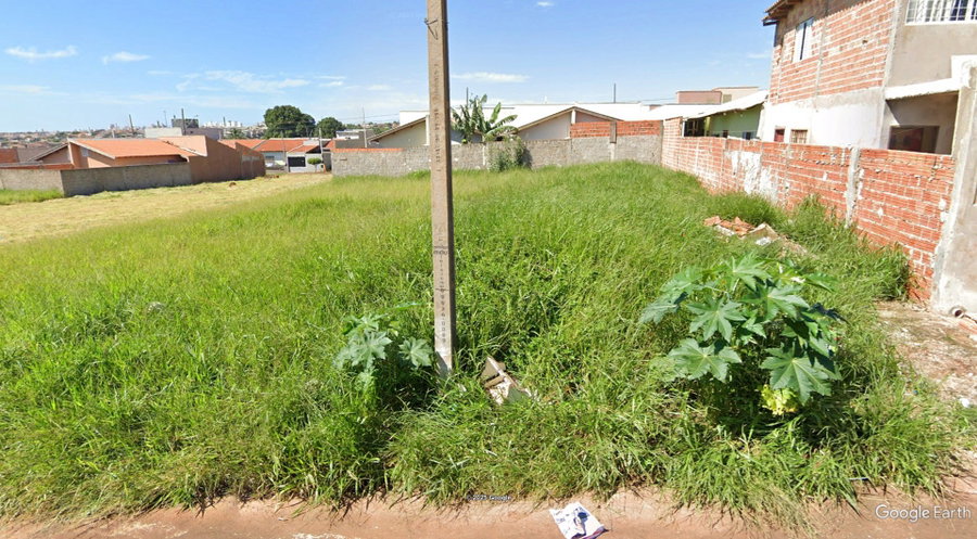 Terreno de 250m² no Jardim Padovani, sem benfeitorias