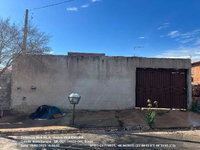 Casa com 45,51 m², sem quartos e banheiros, desocupada