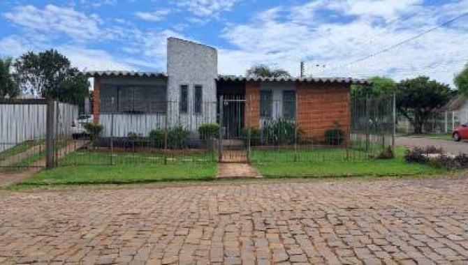 Casa Ocupada 222m² com 450m² de Terreno em Carazinho