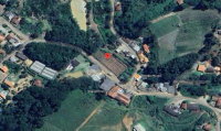 Terreno urbano plano com 2.479m², área total ampla e irregular